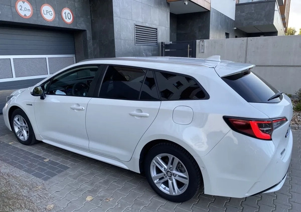 Suzuki Swace cena 83990 przebieg: 41427, rok produkcji 2020 z Garwolin małe 352
